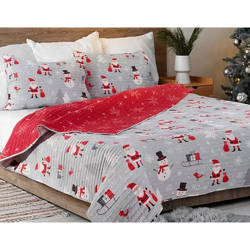 Avanti Ho Ho Ho Reversible Quilt Set
